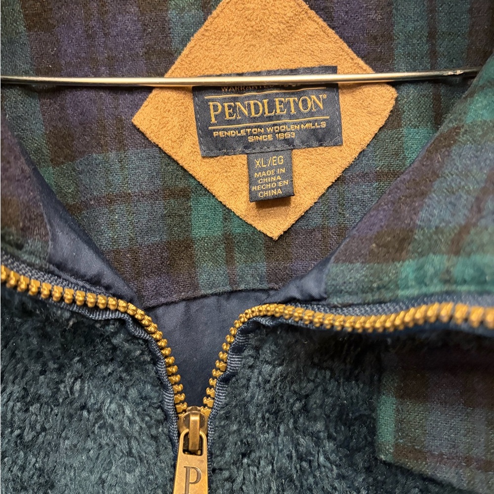 Pendleton Fleece Jacket - Picture 3 of 3